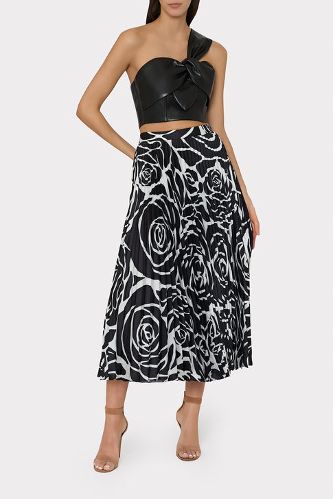 Otha Black Rose Pleated Skirt Black Rose Image 2 of 4